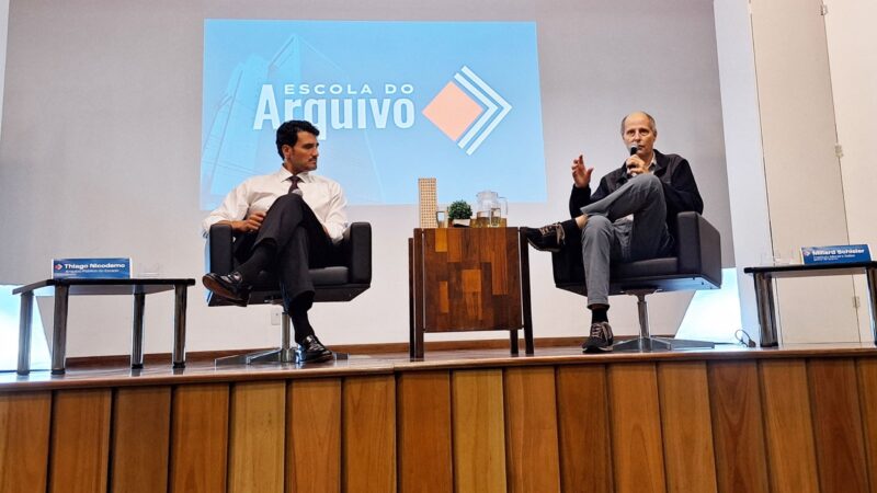 Escola do Arquivo: Aula inaugural